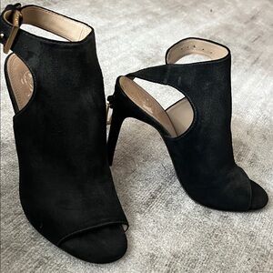 Tory Burch suede heels